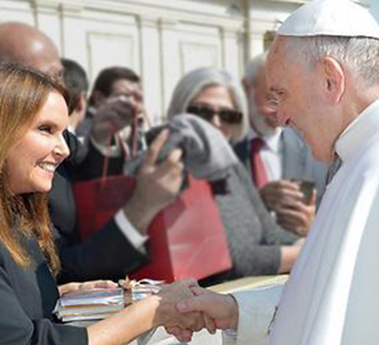 Shari Arison Meets Pope for Good Deeds Day